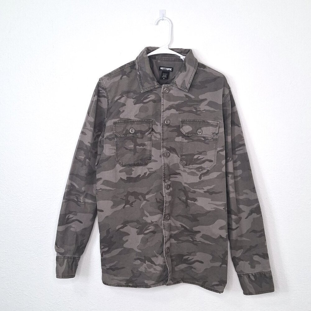 Hot Topic Mens Camo Jacket Sz M Button Front Boxy 100% Cotton Normcore Utility